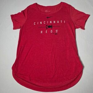 Nike Cincinnati Reds T-Shirt Womens Medium Red MLB Graphic Short Sleeve Tee